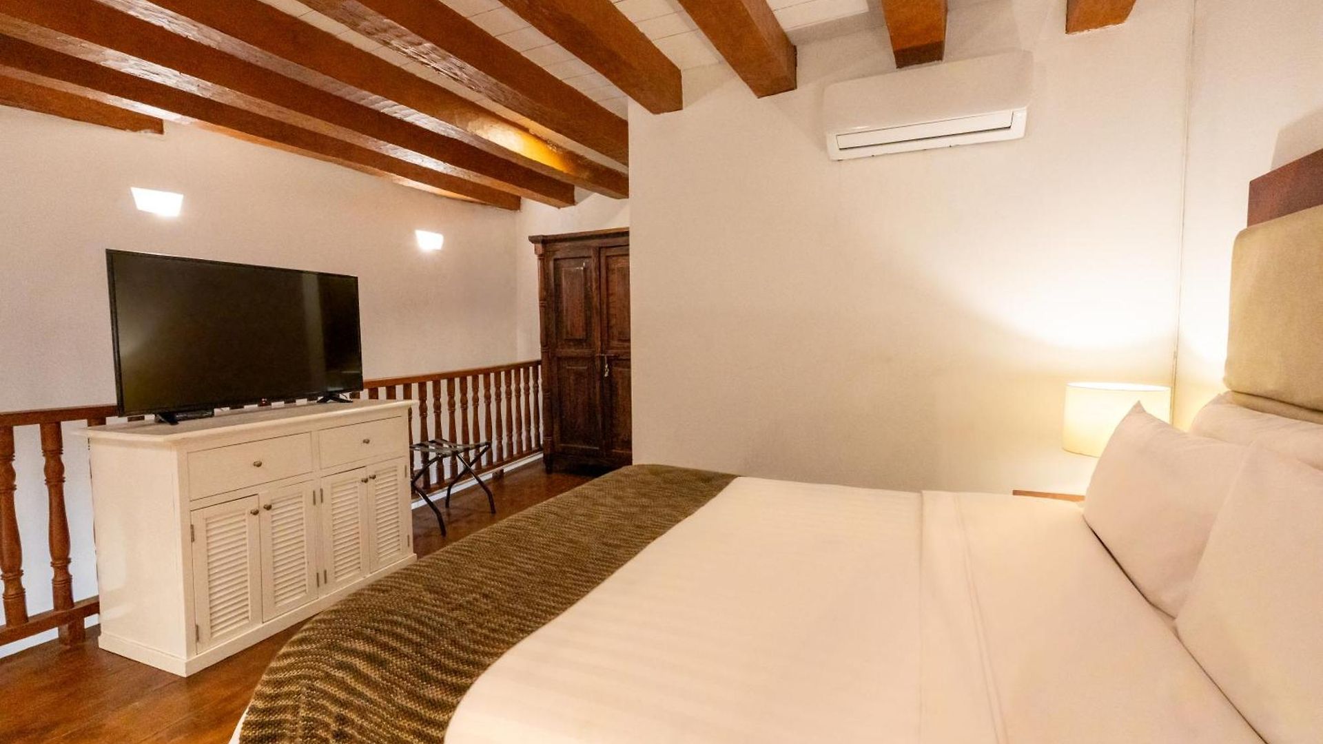 Ghl Collection Armeria Real Hotel