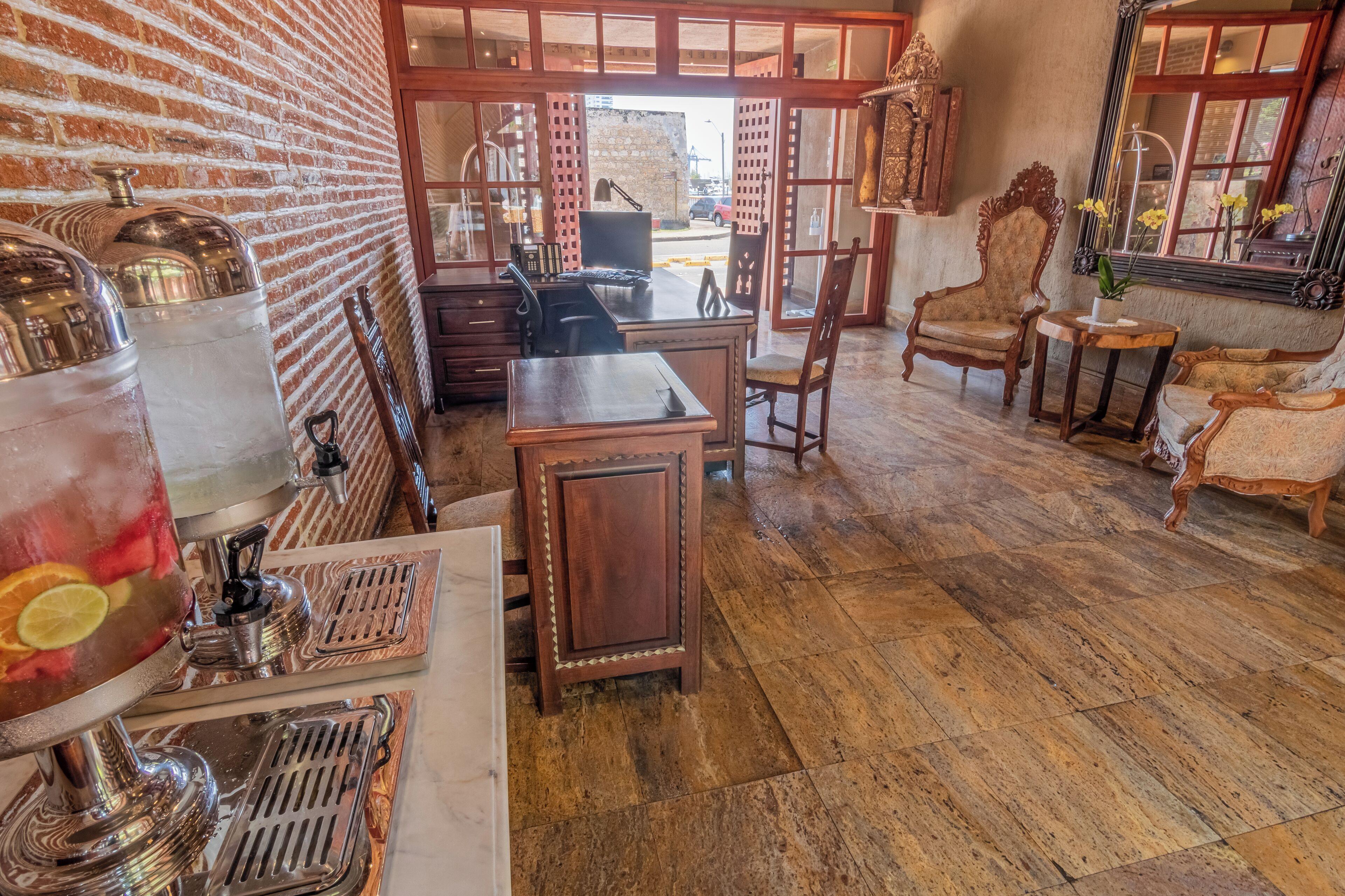 Ghl Armería Real Hotel 4*