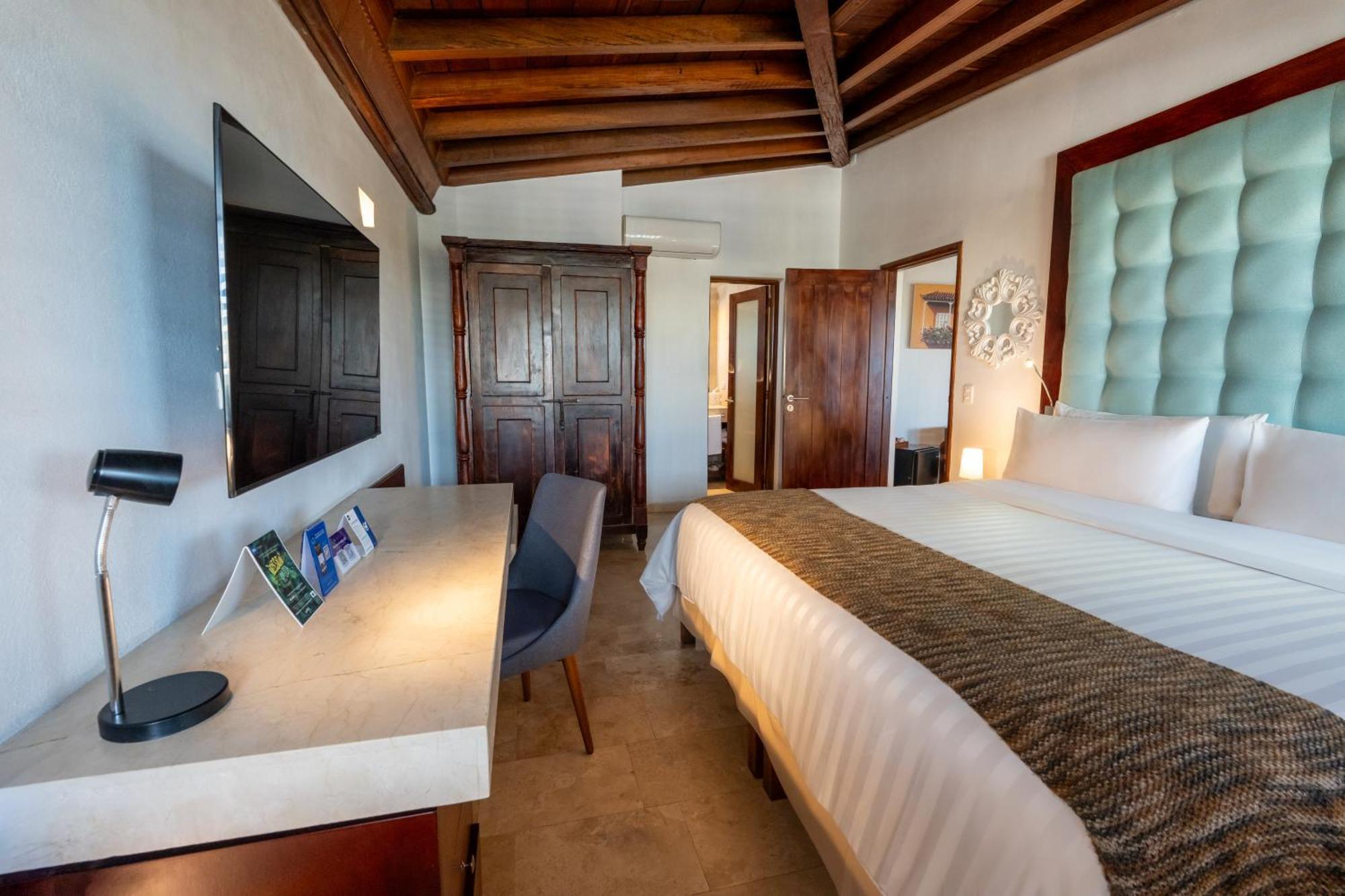 Ghl Armería Real Hotel 4*