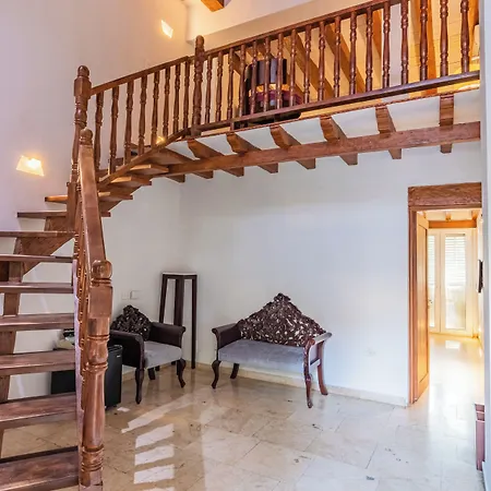 Hotel Ghl Armería Real 4*