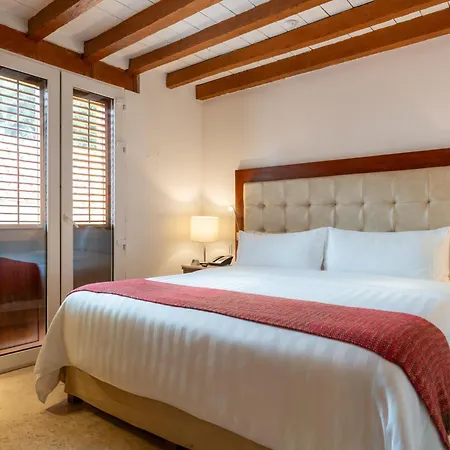 Hotel Ghl Armería Real 4*