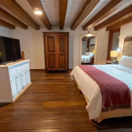 Hotel Ghl Armería Real